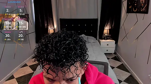 Noah Smith04 online show from January 2025 12:38:01 PM