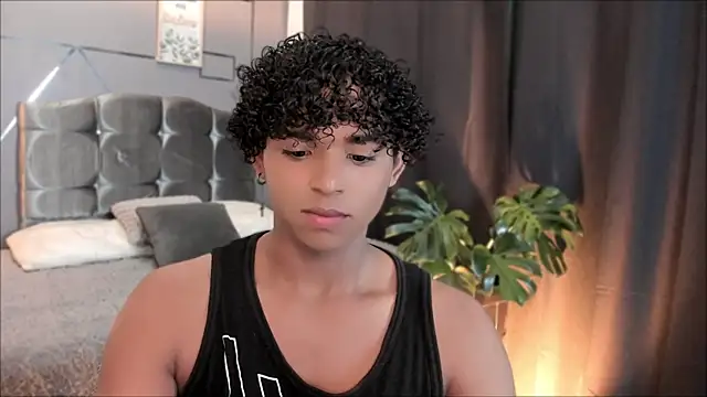 Noah Smith04 online show from November 2025 12:27:02 PM