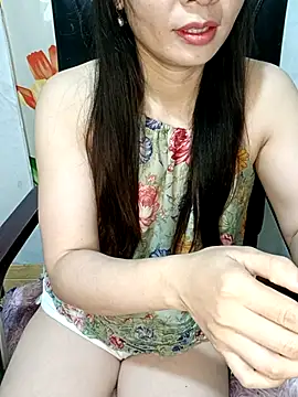 Blythe 69 online show from October 2025 10:44:02 PM