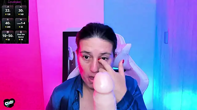 Saskyaa online show from February 2025 11:33:02 PM
