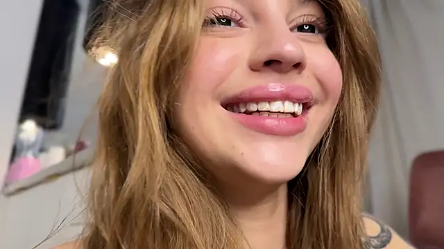 Snapshot of Elsa_Ice chatting on December 2024 08:23:02 AM Elsa Ice online show from December 2024 08:23:02 AM
