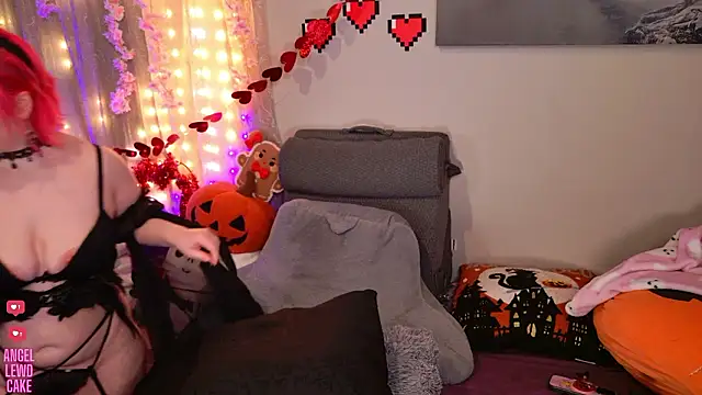 Angel-Lewd-Cake online show from February 2026 07:51:01 AM