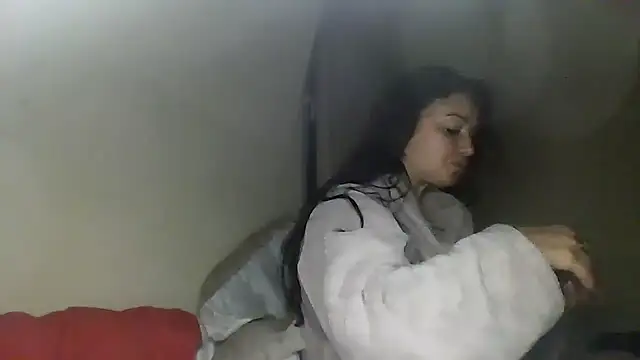 Snapshot of Linusya chatting on September 2025 05:47:02 PM Linusya online show from September 2025 05:47:02 PM