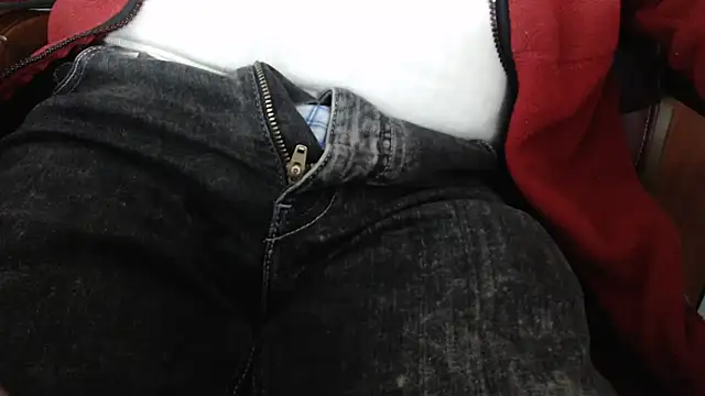 smoothandtiny online show from February 2025 09:32:01 AM