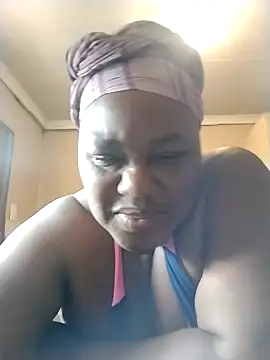 Snapshot of MATUREBUSSTY chatting on March 2025 11:34:02 AM MATUREBUSSTY online show from March 2025 11:34:02 AM