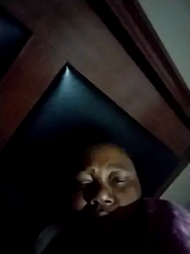 Snapshot of MATUREBUSSTY chatting on March 2025 02:41:02 AM MATUREBUSSTY online show from March 2025 02:41:02 AM