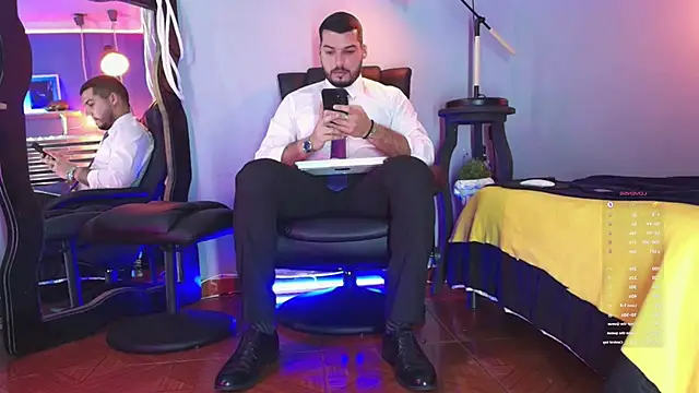 Snapshot of HenryBenso chatting on February 2025 10:05:01 AM HenryBenso online show from February 2025 10:05:01 AM