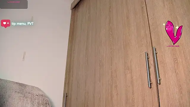 Snapshot of aidaadams chatting on January 2026 09:13:01 AM aidaadams online show from January 2026 09:13:01 AM