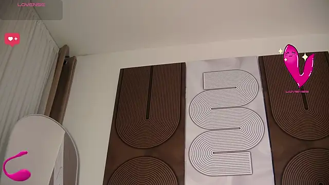 Snapshot of aidaadams chatting on February 2026 11:42:02 AM aidaadams online show from February 2026 11:42:02 AM