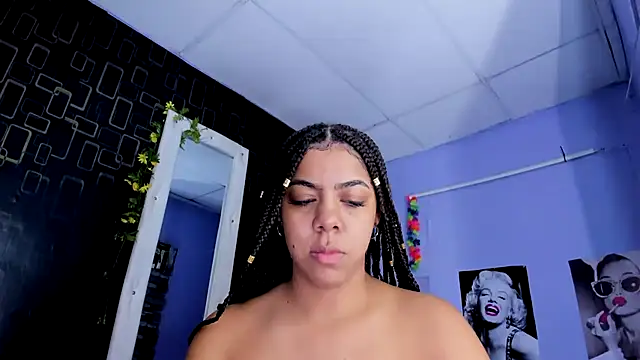 Snapshot of Alika01 chatting on January 2025 08:07:01 PM Alika01 online show from January 2025 08:07:01 PM