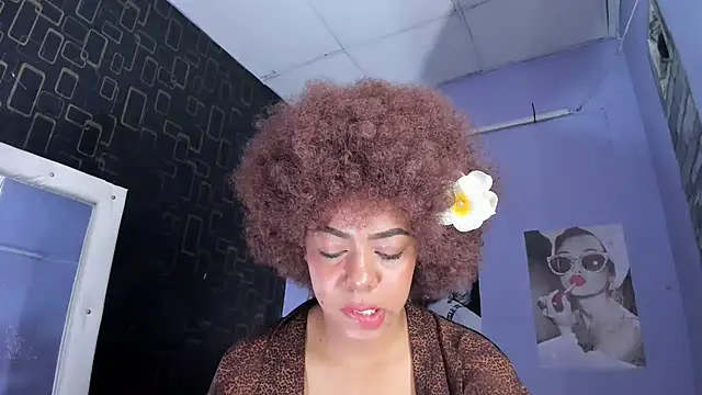 Snapshot of Alika01 chatting on February 2025 04:36:02 PM Alika01 online show from February 2025 04:36:02 PM