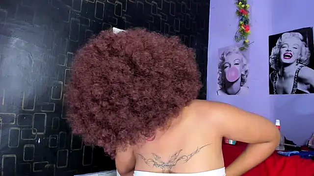 Snapshot of Alika01 chatting on February 2025 01:22:01 PM Alika01 online show from February 2025 01:22:01 PM