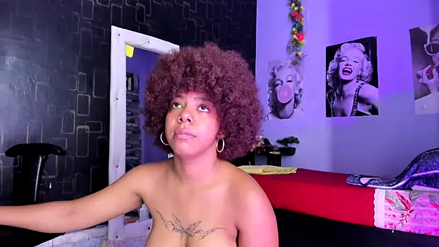 Snapshot of Alika01 chatting on February 2025 04:25:02 PM Alika01 online show from February 2025 04:25:02 PM