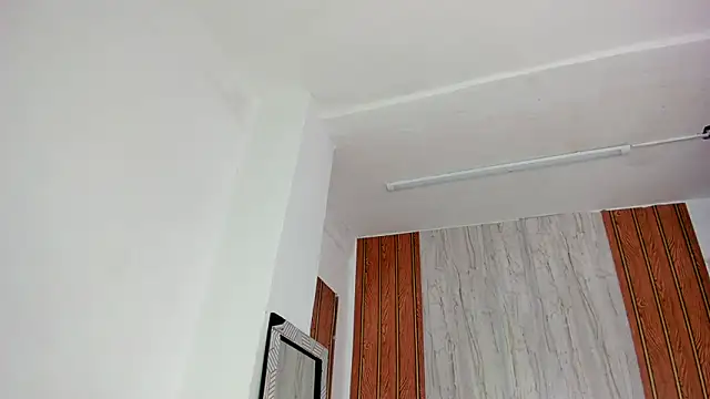 Snapshot of Alika01 chatting on October 2025 01:42:02 PM Alika01 online show from October 2025 01:42:02 PM