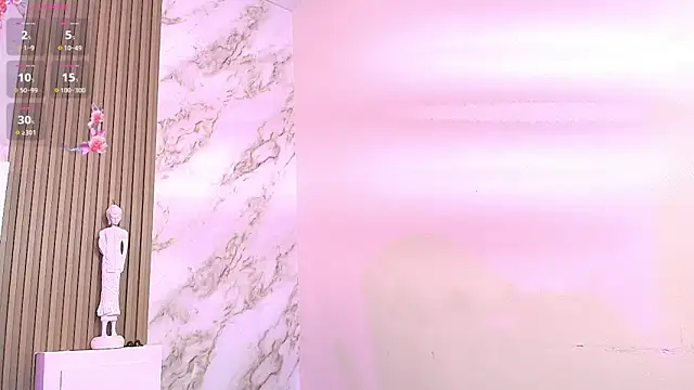 NicholScully online show from October 2025 10:43:01 PM