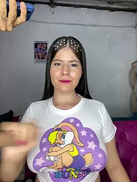 Hotnightsexxx online show from February 2025 03:40:01 AM