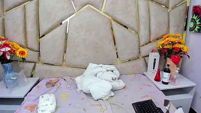 Kloe Candy1 online show from October 2025 05:46:01 AM