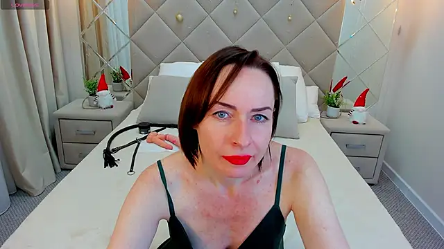 Jaqueline Richardson online show from December 2024 03:43:02 PM