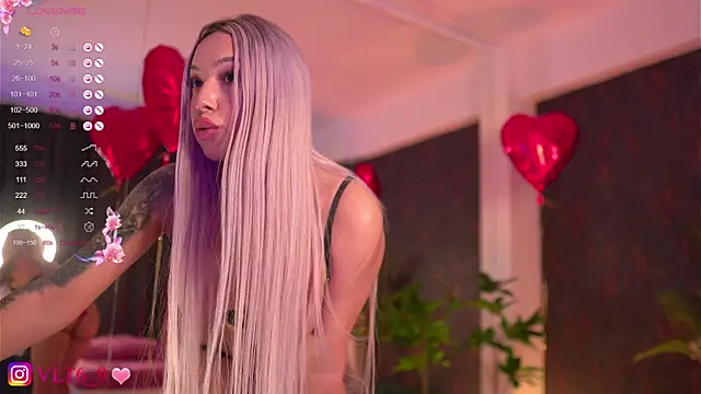 Snapshot of violettabunny03 chatting on February 2025 11:30:01 PM violettabunny03 online show from February 2025 11:30:01 PM