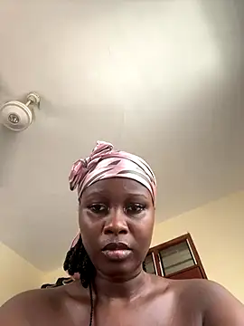 Snapshot of t-Booty_risky_ chatting on December 2025 07:36:02 AM t-Booty risky online show from December 2025 07:36:02 AM