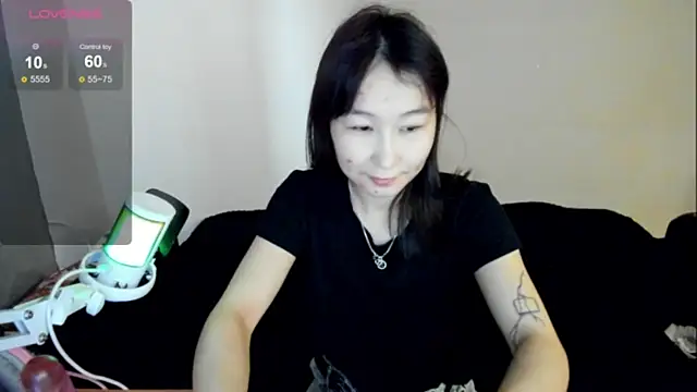 SaraXray online show from November 2025 02:33:01 AM