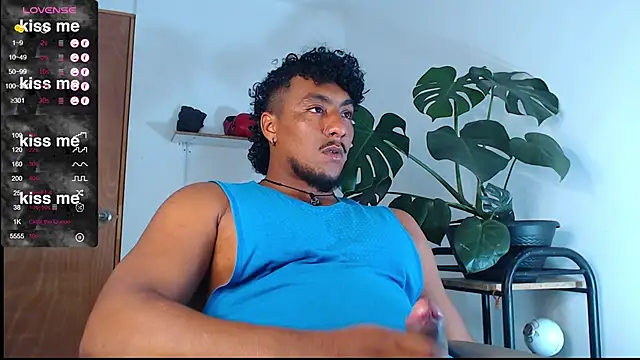 yosoy enzo2020 online show from February 2025 02:42:02 AM