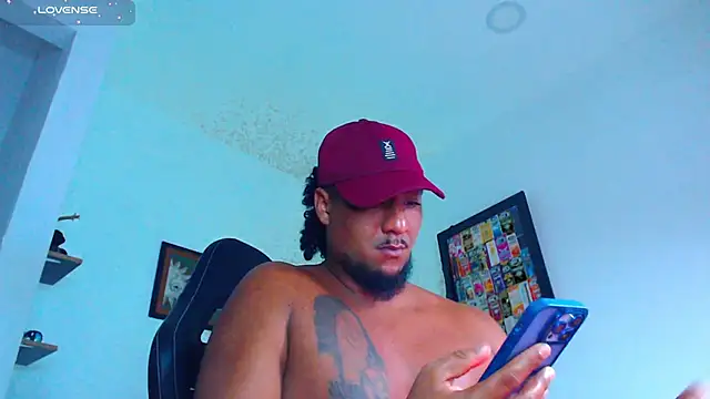 yosoy enzo2020 online show from December 2025 03:37:02 AM