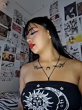 Snapshot of Hot_sophie_ chatting on February 2025 11:16:01 PM Hot sophie online show from February 2025 11:16:01 PM