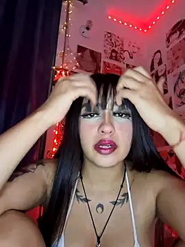 Snapshot of Hot_sophie_ chatting on March 2025 03:11:01 AM Hot sophie online show from March 2025 03:11:01 AM