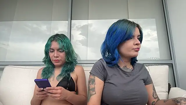 SinisterDarling online show from November 2025 09:27:02 PM