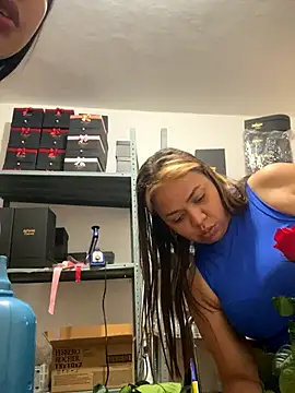 PUSHYLATE online show from September 2025 04:19:02 PM