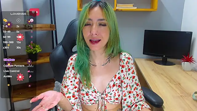 Erika Stevens online show from October 2025 03:02:01 PM