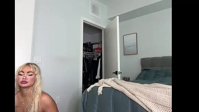 ElenaErickson online show from November 2025 07:59:02 PM