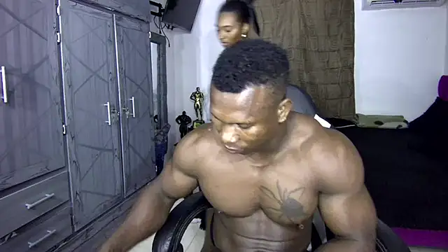 Snapshot of MedellinBlackx chatting on October 2025 01:22:01 AM MedellinBlackx online show from October 2025 01:22:01 AM