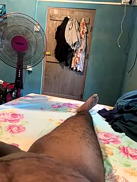 Snapshot of amil93sl chatting on October 2025 06:14:02 AM amil93sl online show from October 2025 06:14:02 AM