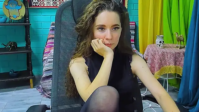 Snapshot of Miss_Barbara_ chatting on January 2025 03:58:01 PM Miss Barbara online show from January 2025 03:58:01 PM