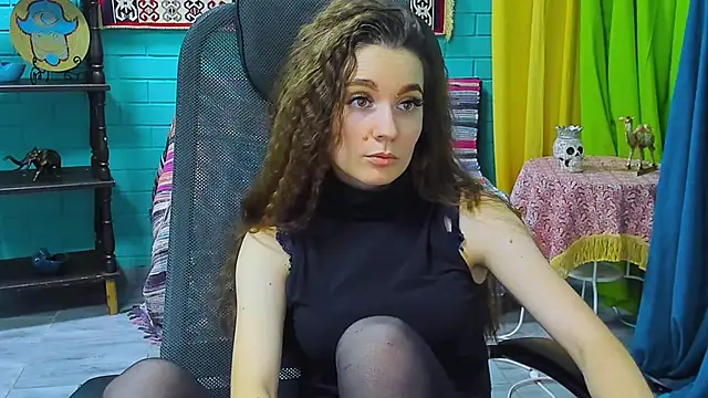 Snapshot of Miss_Barbara_ chatting on January 2025 07:00:02 PM Miss Barbara online show from January 2025 07:00:02 PM