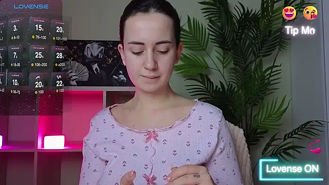 SweetieKendl online show from February 2026 11:53:02 PM