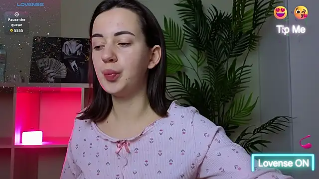 SweetieKendl online show from February 2026 10:17:01 PM