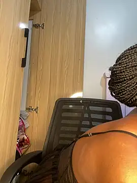 hot daily online show from March 2025 09:05:02 PM