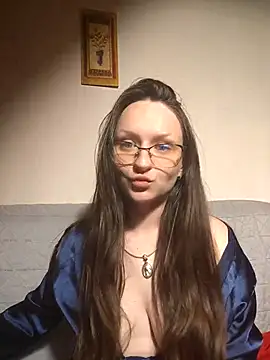 NaughtYHomemadE online show from May 2026 07:42:02 PM