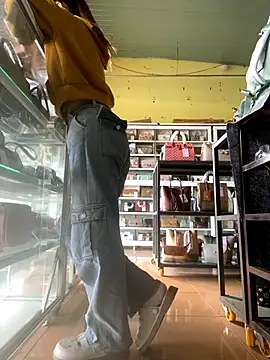 Rosa 998 online show from December 2025 01:04:02 AM