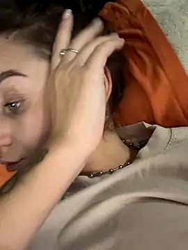 ellie ssexy online show from September 2025 08:10:01 PM