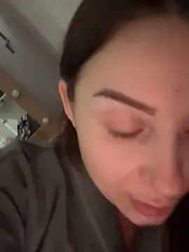 ellie ssexy online show from September 2025 04:17:01 AM