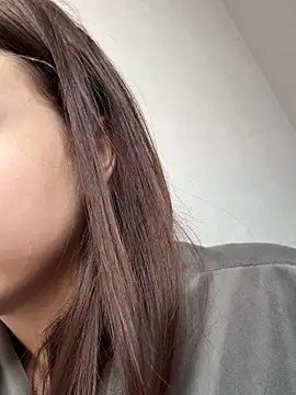 ellie ssexy online show from October 2025 04:21:01 AM