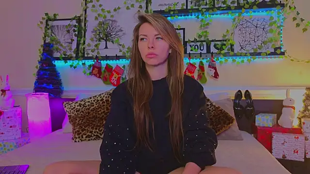 Real Tini online show from January 2025 01:03:01 PM