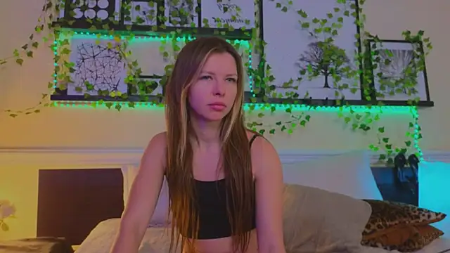 Real Tini online show from January 2025 06:09:02 AM