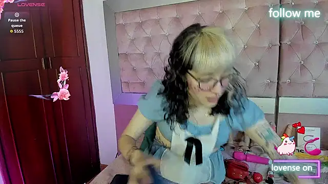 neeko princes online show from April 2026 12:36:01 PM