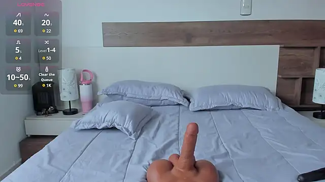 Snapshot of _fullmoon chatting on January 2025 08:43:02 PM  fullmoon online show from January 2025 08:43:02 PM