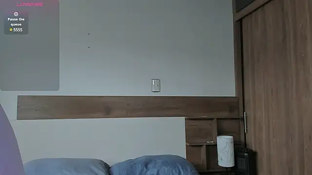 Snapshot of _fullmoon chatting on February 2025 08:51:02 PM  fullmoon online show from February 2025 08:51:02 PM